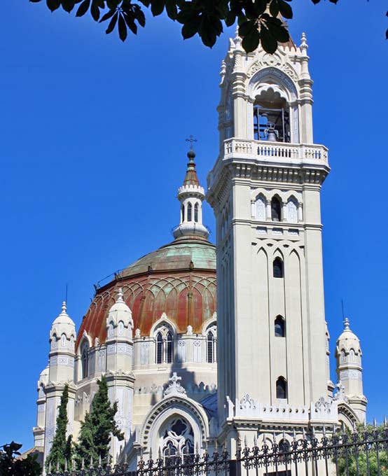 Church of San Manuel y San Benito